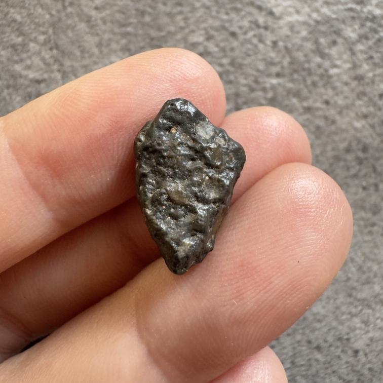 NWA 18795 météorite lunaire