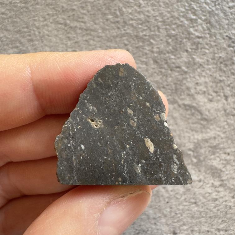 NWA 18795 météorite lunaire